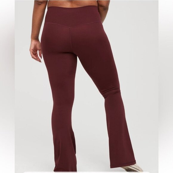 Aerie Offline Real Me Cross Over Burgundy Red Flare Leggings Women’s Size Small - Picture 2 of 6